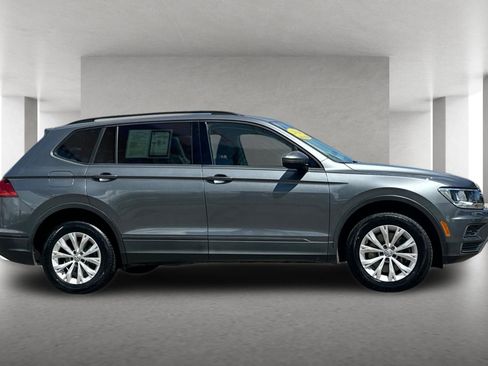 Used 2020 Volkswagen Tiguan S FWD image 3