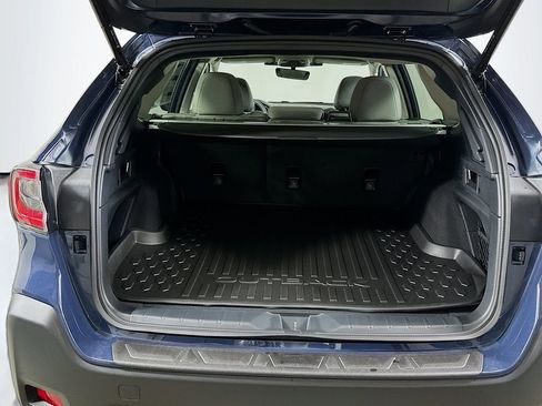 Used 2025 Subaru Outback Premium w/ Popular Package #1A AWD/4WD image 16