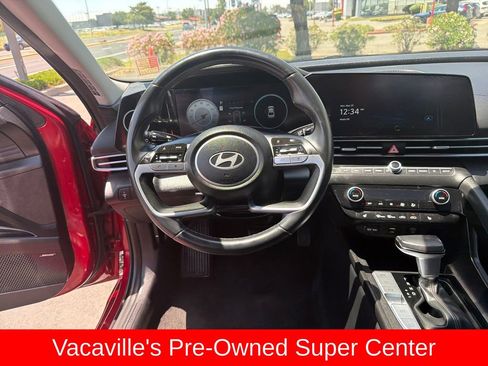 Used 2024 Hyundai Elantra Limited FWD image 13