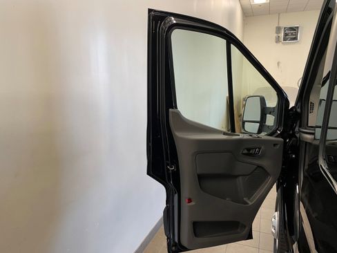 New 2026 Ford Transit 250 148 Medium Roof Extended AWD w/ Exterior Upgrade Package image 14