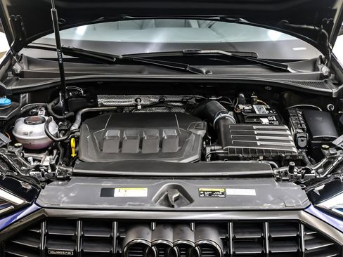 Used 2023 Audi Q3 2.0T Premium w/ Black Optic Sport Package image 12