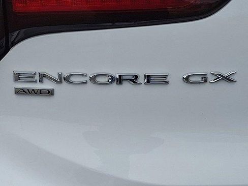 Used 2022 Buick Encore GX Essence w/ Experience Buick Package image 30
