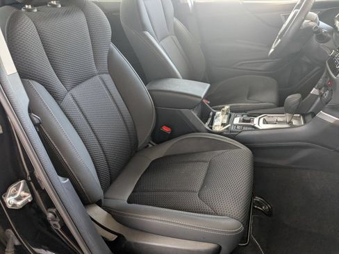Certified 2023 Subaru Forester Premium AWD/4WD image 26