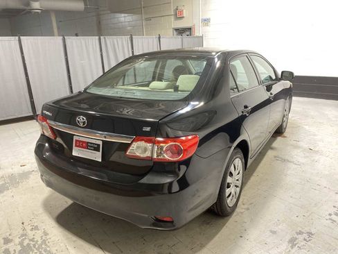 Used 2013 Toyota Corolla LE image 26