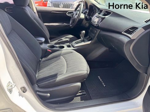 Used 2017 Nissan Sentra SV image 25