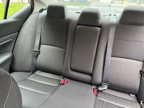 Used 2025 Nissan Altima 2.5 SV FWD image 34
