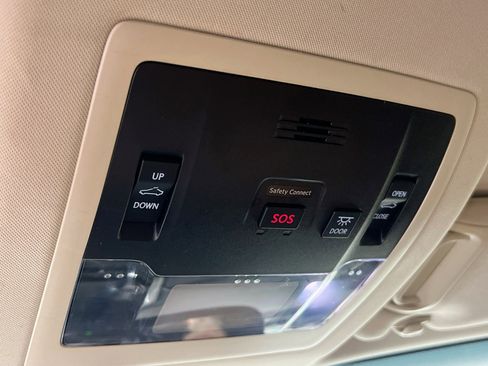 Used 2016 Lexus NX 200t FWD w/ Premium Package image 22