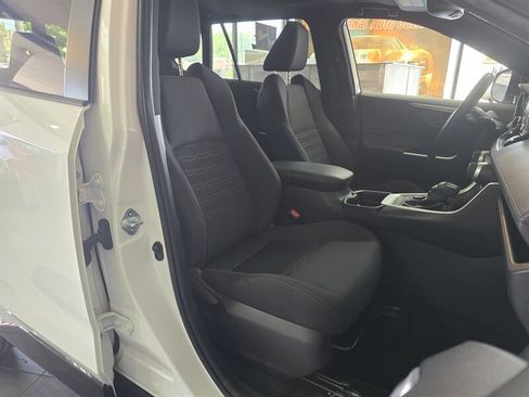Used 2021 Toyota RAV4 SE w/ Weather & Moonroof Package AWD/4WD image 14
