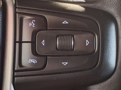 Used 2023 GMC Yukon SLT AWD/4WD image 27