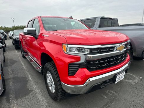 Used 2024 Chevrolet Silverado 1500 LT w/ Protection Package AWD/4WD image 2