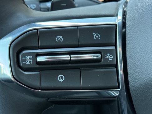 New 2026 GMC Yukon Denali w/ Sun & Power Step Package AWD/4WD image 30