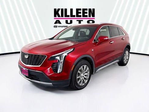 Used 2021 Cadillac XT4 Premium Luxury FWD image 3