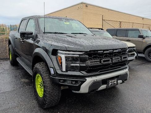 Used 2025 Ford F150 Raptor image 16