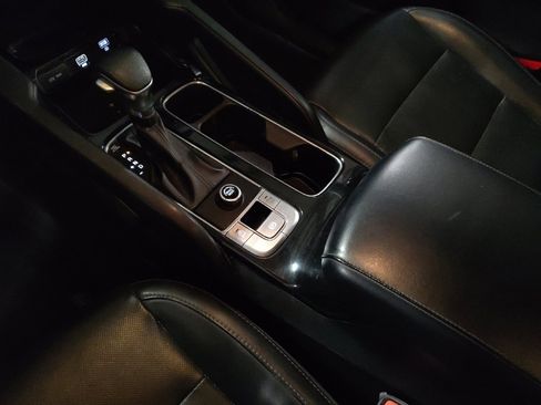 Used 2020 Kia Telluride LX image 26