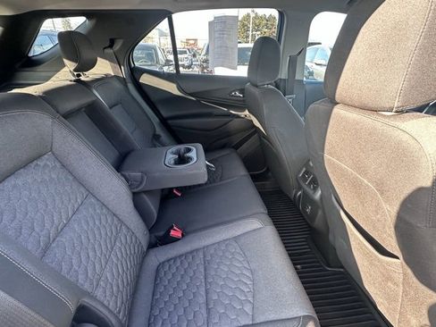 Used 2019 Chevrolet Equinox LT w/ Driver Convenience Package image 15