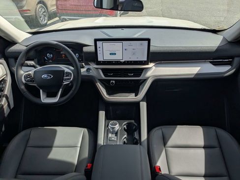 New 2026 Ford Explorer Active w/ Active Comfort Package image 15