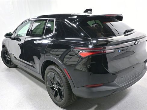 New 2026 Chevrolet Equinox EV LT w/ Comfort Package image 5