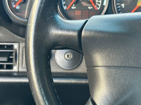 Used 1998 Porsche 911 Carrera S image 27