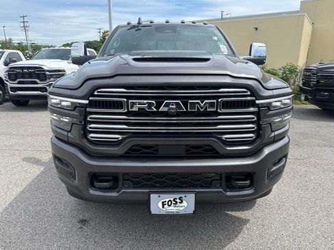 New 2026 RAM 2500 Laramie AWD/4WD image 8