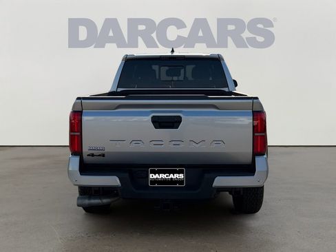 Used 2025 Toyota Tacoma TRD Off-Road w/ TRD Off Road Upgrade Package image 6