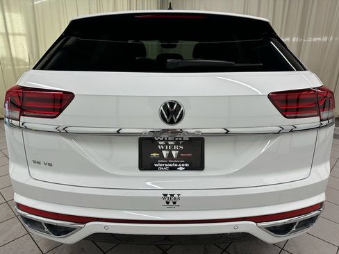 Used 2021 Volkswagen Atlas Cross Sport SE image 6