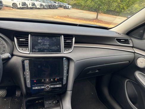 Used 2023 INFINITI QX50 Luxe FWD image 25