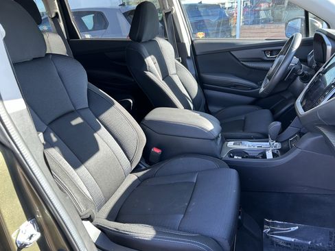Used 2024 Subaru Ascent Premium w/ Convenience Package image 26