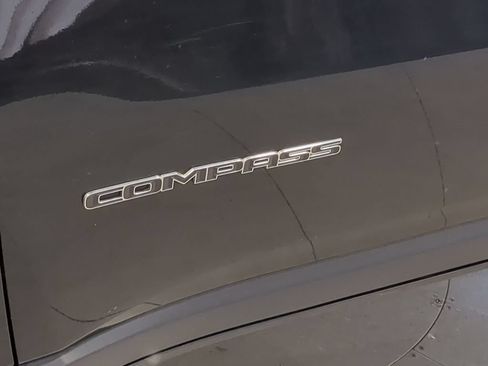 Used 2020 Jeep Compass Limited AWD/4WD image 16