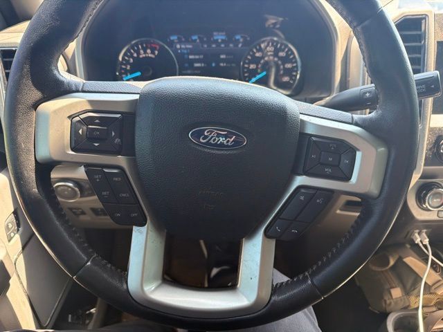 Used 2019 Ford F150 Lariat w/ FX4 Off-Road Package AWD/4WD image 15