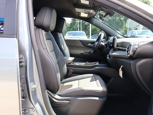 New 2026 Chevrolet Equinox LT w/ Convenience Package II AWD/4WD image 33