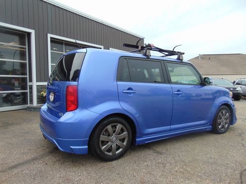 Used 2010 Scion xB Release Series 7.0 FWD image 9