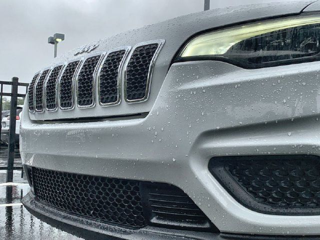 Used 2020 Jeep Cherokee Latitude FWD image 45