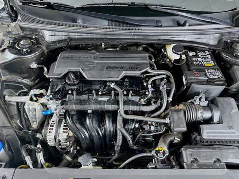 Used 2025 Kia K4 LXS image 29