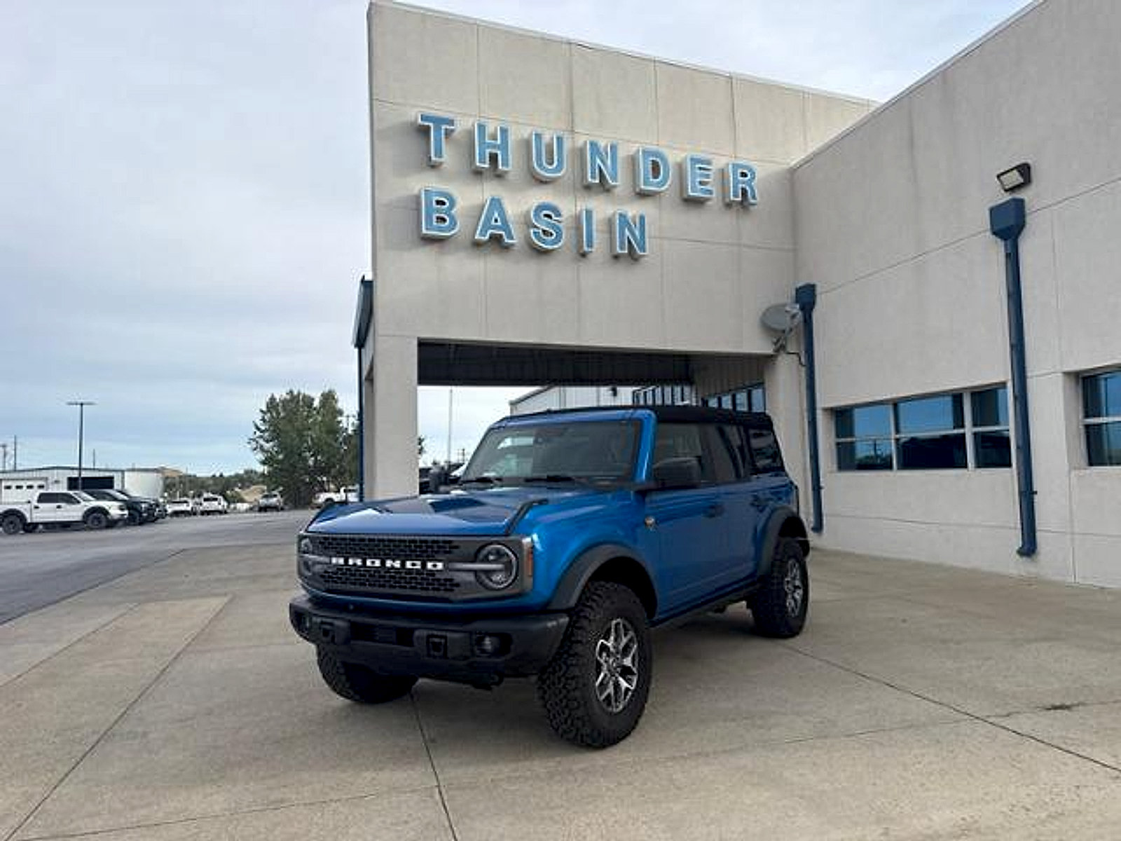 Used 2023 Ford Bronco Badlands AWD/4WD image 1