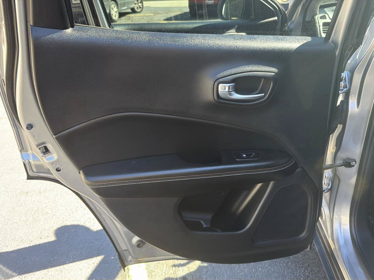 Used 2019 Jeep Compass Sport w/ Cold Weather Group AWD/4WD image 31