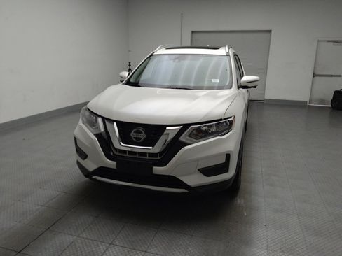 Used 2019 Nissan Rogue SV w/ Sun & Sound Touring Package AWD/4WD image 15