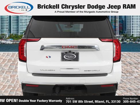 Used 2022 GMC Yukon Denali AWD/4WD image 4
