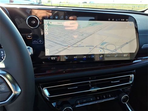 New 2026 Chevrolet Traverse Z71 w/ Enhanced Driving Package image 14