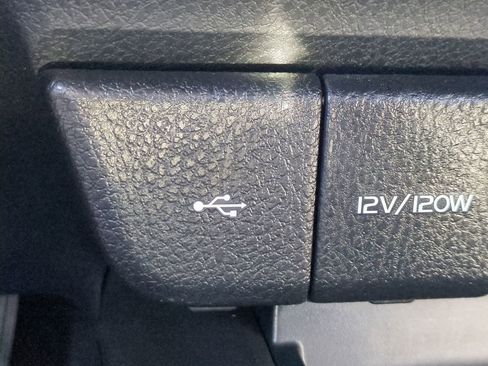 Certified 2023 Toyota Camry SE image 21