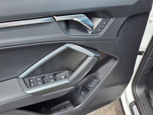 New 2025 Audi Q3 2.0T Premium image 13