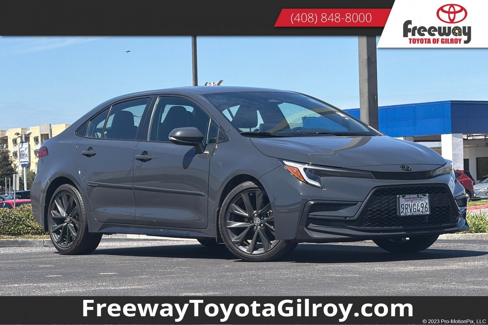 Used 2025 Toyota Corolla XSE FWD image 1