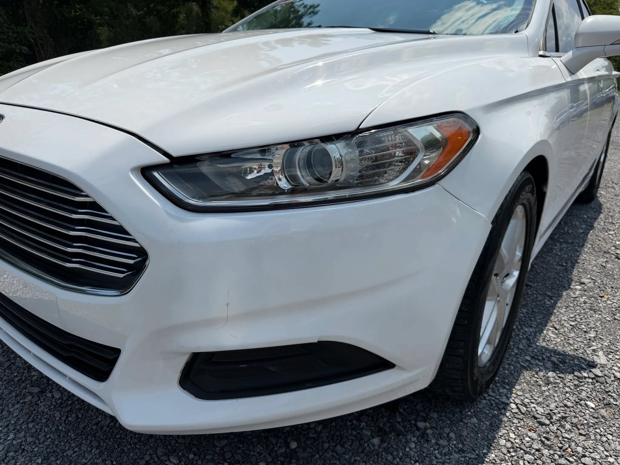 Used 2014 Ford Fusion SE FWD image 11