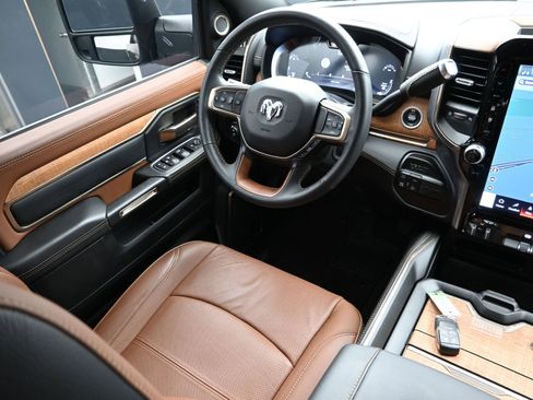 Used 2023 RAM 2500 Limited image 23