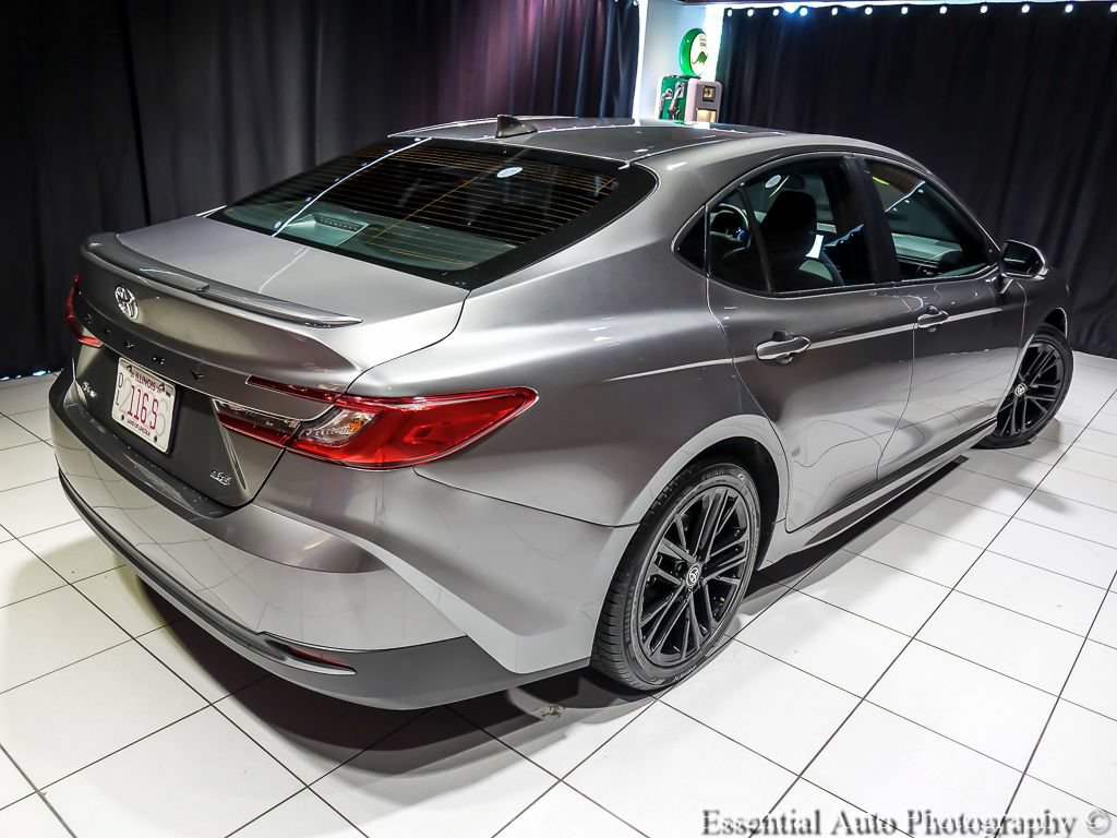 Used 2025 Toyota Camry SE FWD image 10