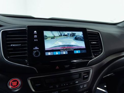 Used 2023 Honda Passport TrailSport image 18