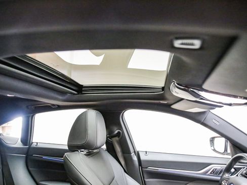 Certified 2024 BMW i4 eDrive40 w/ Premium Package RWD image 18