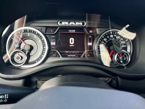 Used 2022 RAM 1500 Lone Star AWD/4WD image 10