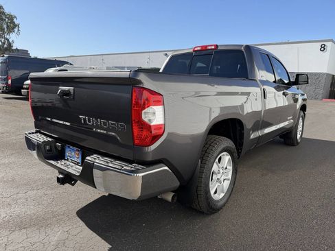 Used 2017 Toyota Tundra SR5 image 5