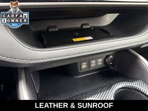 Used 2023 Toyota Highlander XLE image 7