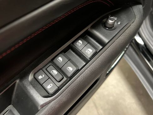 Used 2022 Jeep Compass Trailhawk w/ Trailhawk Elite Group AWD/4WD image 13